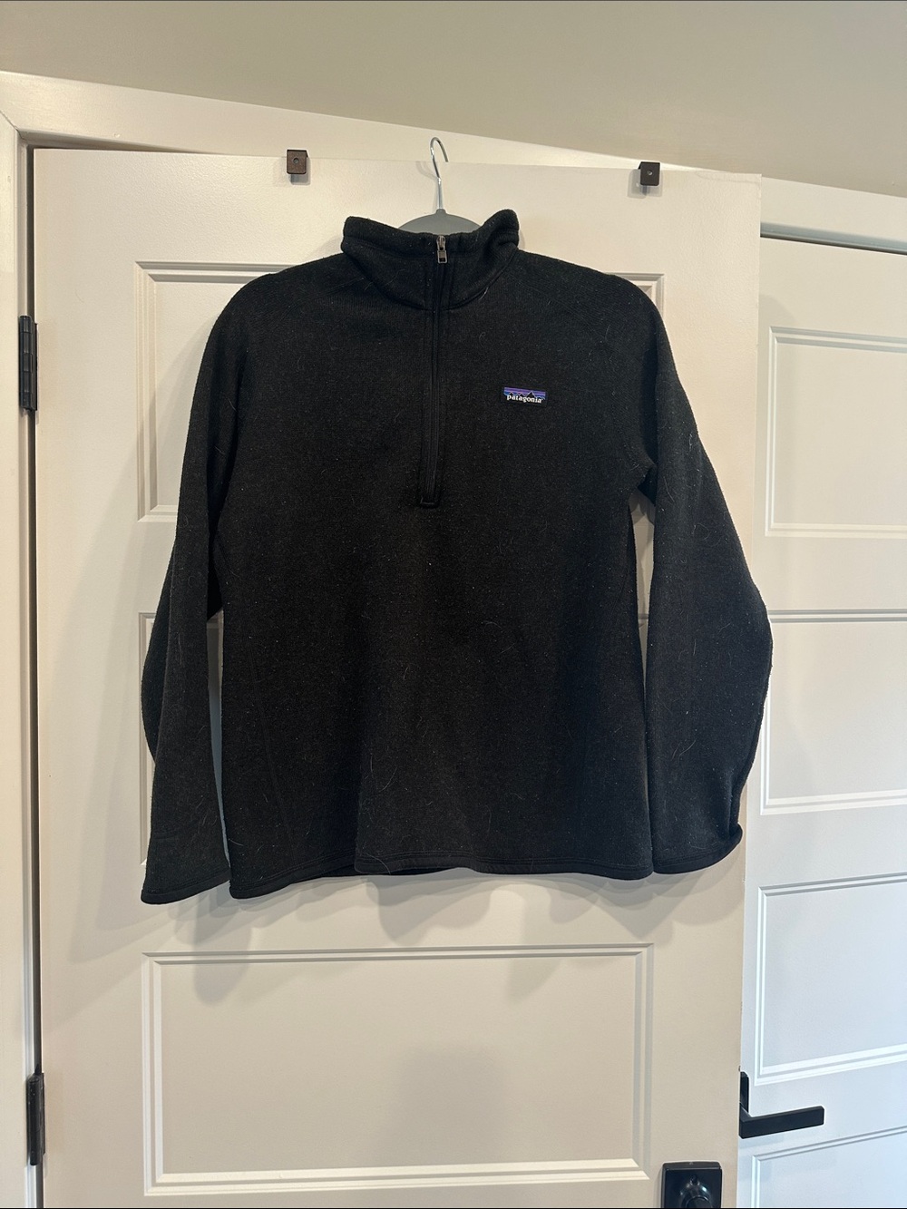 Patagonia Black Half-Zip Fleece Pullover